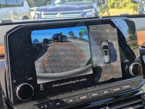 New 2025 Nissan Pathfinder Platinum w/ Cargo Package image 26