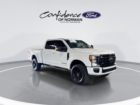 Used 2021 Ford F250 Lariat image 11