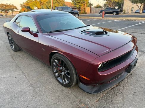 Used 2021 Dodge Challenger R/T Scat Pack w/ Shaker Package image 1
