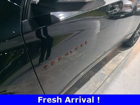 Used 2024 Chevrolet Traverse Premier w/ Redline Edition image 9