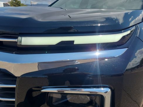 Certified 2026 Chevrolet Traverse LT w/ Driver Confidence Package AWD/4WD image 9