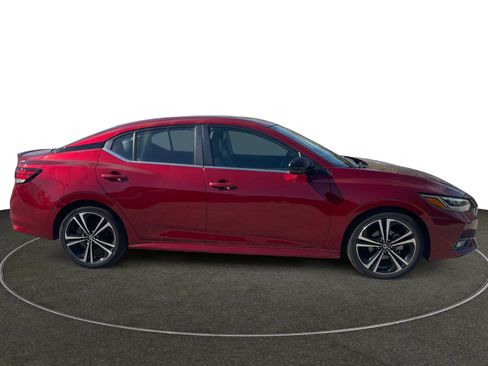 Used 2023 Nissan Sentra SR w/ SR Premium Package image 7
