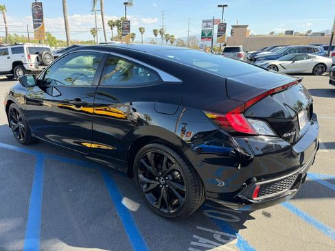 Used 2020 Honda Civic Sport image 6