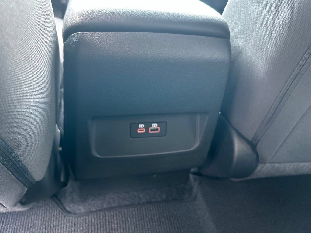 Certified 2025 Nissan Frontier SV RWD image 24