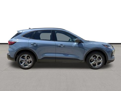 Used 2025 Ford Escape ST-Line FWD image 4