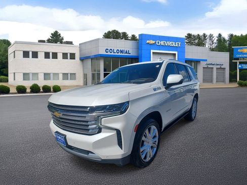 Used 2022 Chevrolet Tahoe High Country w/ Premium Package 2 AWD/4WD image 1