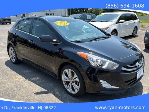 Used 2013 Hyundai Elantra GT w/ Touch & Go Pkg FWD image 3