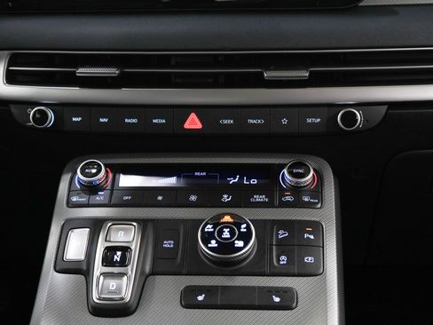 Used 2025 Hyundai Palisade SEL AWD/4WD image 17