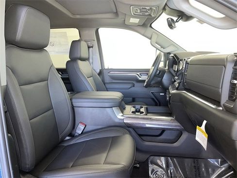New 2026 Chevrolet Silverado 2500 LTZ w/ LTZ Premium Package image 19