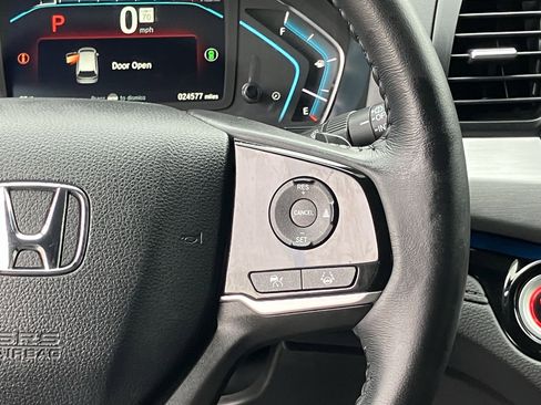 Certified 2024 Honda Odyssey Touring image 23