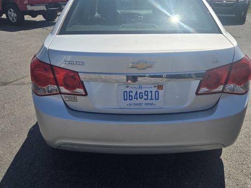 Used 2014 Chevrolet Cruze LT FWD image 6