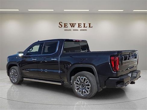 Used 2025 GMC Sierra 1500 Denali Ultimate image 3