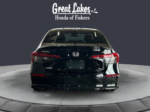 Used 2023 Honda Civic Touring image 4