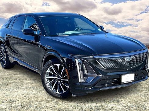 Certified 2024 Cadillac Lyriq Sport image 1