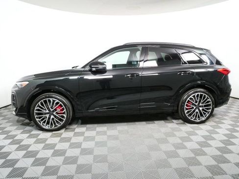 New 2026 Audi SQ5 Premium Plus image 33