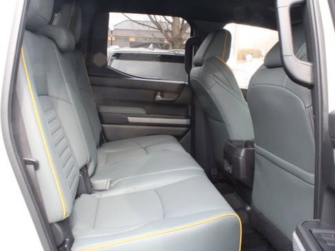 Used 2025 Toyota Tacoma Trailhunter image 30