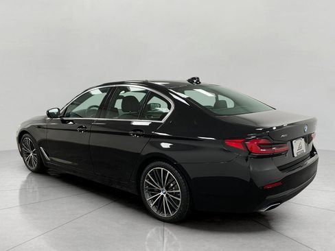 Certified 2022 BMW 530i xDrive w/ Premium Package image 7