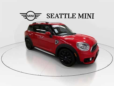 Used 2019 MINI Cooper Countryman S w/ Convenience Package image 2