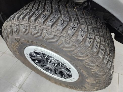 Used 2023 Ford Bronco Badlands w/ Sasquatch Package image 3