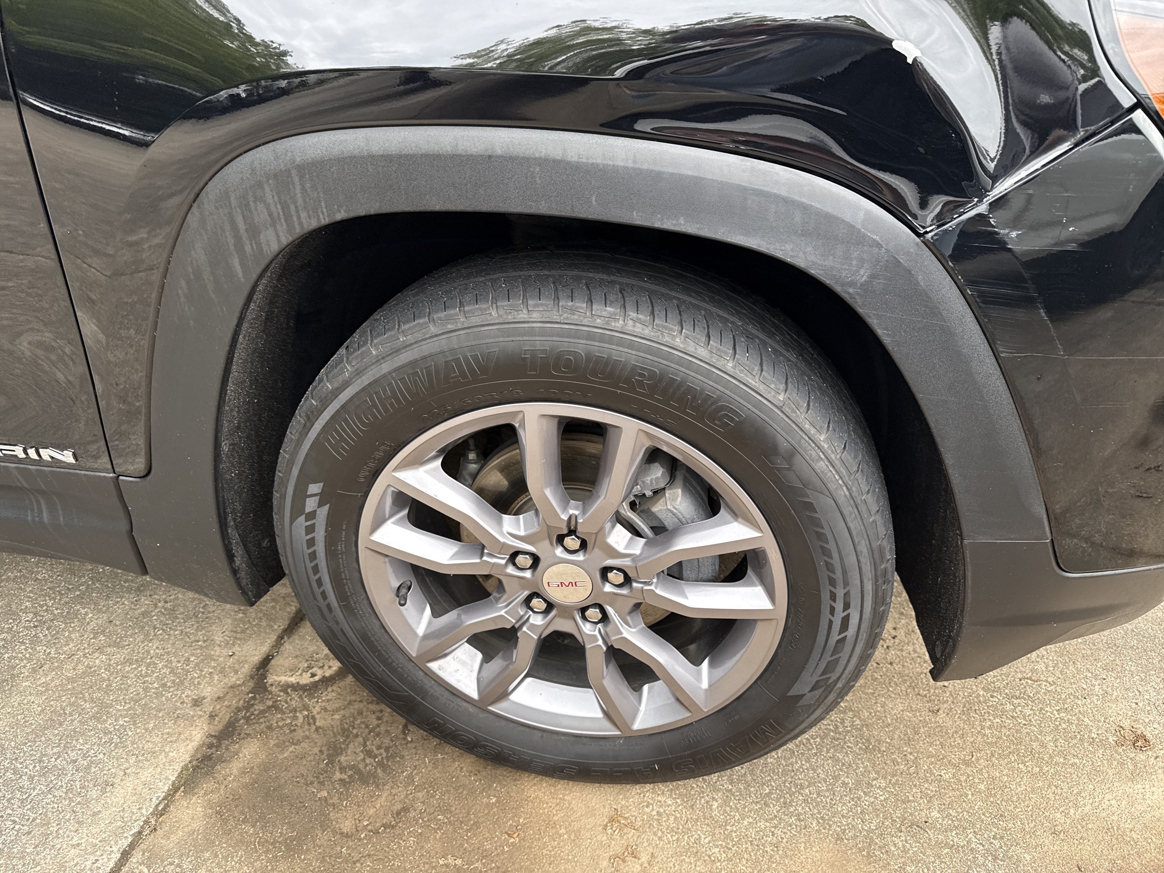 Used 2023 GMC Terrain SLT AWD/4WD image 12