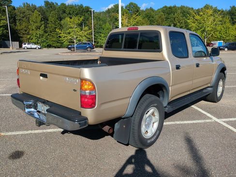 Used 2002 Toyota Tacoma PreRunner w/ SR5 Pkg w/ Chrome Pkg RWD image 4