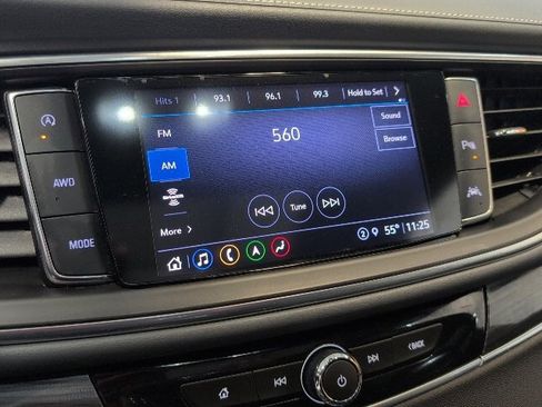 Used 2023 Buick Enclave Essence image 20