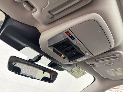 Used 2024 Subaru Forester Sport image 20