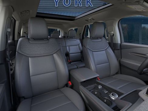 New 2026 Ford Explorer Active w/ Active Comfort Package image 10