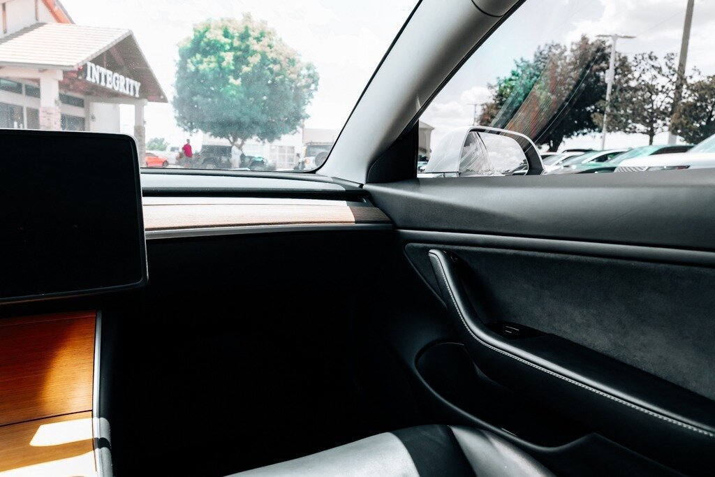 Used 2019 Tesla Model 3 Long Range AWD/4WD image 23