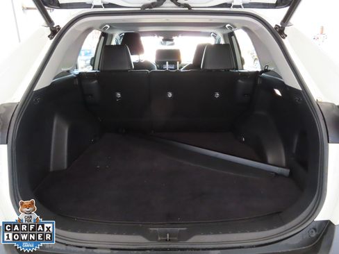 Used 2022 Toyota RAV4 XLE Premium image 25
