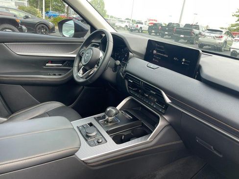 Used 2025 MAZDA CX-90 Plug-In Hybrid w/ Preferred AWD/4WD image 6