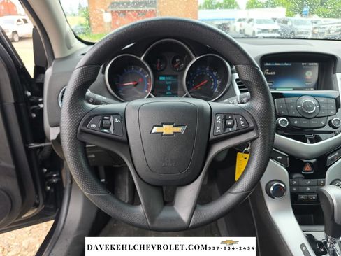 Used 2015 Chevrolet Cruze LT FWD image 13