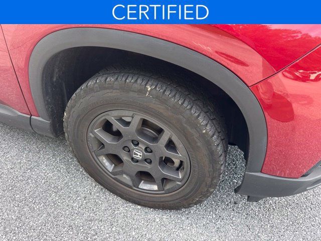Used 2025 Honda Pilot TrailSport image 11