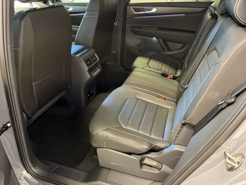 New 2026 Volkswagen Atlas Cross Sport SEL R-Line AWD/4WD image 10