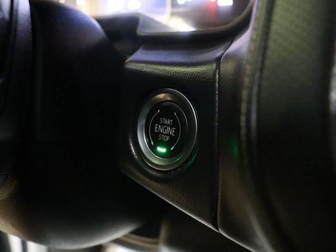Used 2021 GMC Yukon XL SLT w/ SLT Premium Package RWD image 53