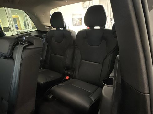 Used 2024 Volvo XC90 B6 Ultimate w/ Protection Package Premier AWD/4WD image 29