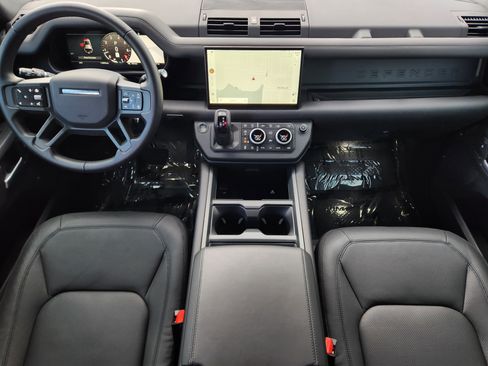 Certified 2025 Land Rover Defender 110 S image 26
