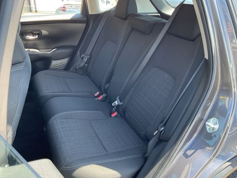 Used 2023 Honda HR-V LX image 19