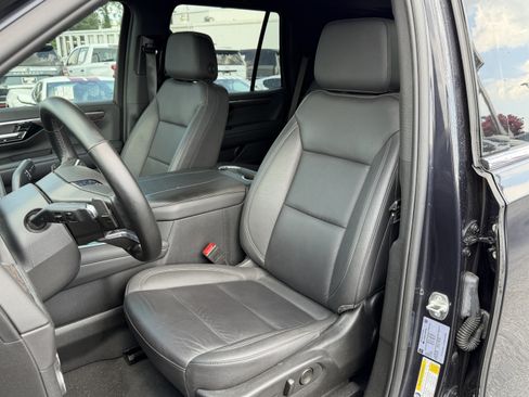 Used 2025 Chevrolet Tahoe LT w/ Comfort Package AWD/4WD image 7