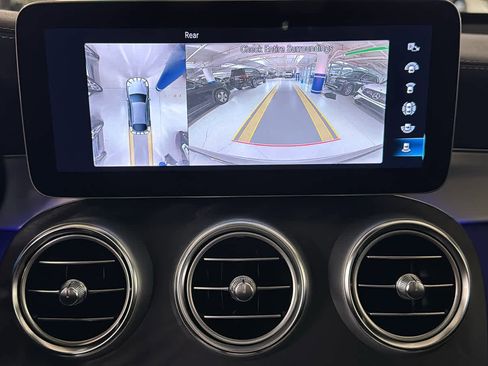 Used 2023 Mercedes-Benz GLC 300 4MATIC Coupe image 22