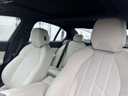 New 2025 BMW 530i xDrive AWD/4WD image 33