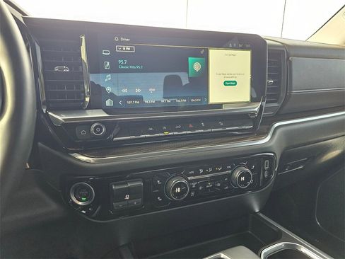 Used 2025 Chevrolet Silverado 1500 LT Trail Boss image 19