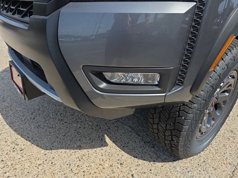 New 2025 Nissan Frontier PRO-4X image 11