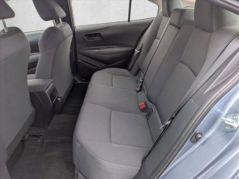 Used 2022 Toyota Corolla LE image 17