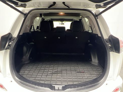 Used 2016 Toyota RAV4 XLE FWD image 33