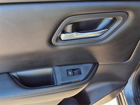 Certified 2024 Nissan Rogue SV image 18