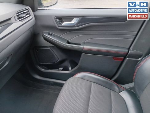 Used 2024 Ford Escape ST-Line AWD/4WD image 10