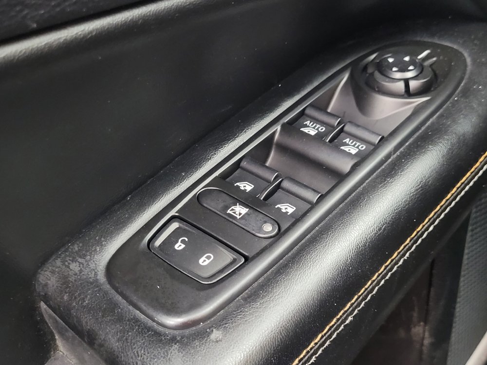Used 2021 Jeep Compass Latitude FWD image 27