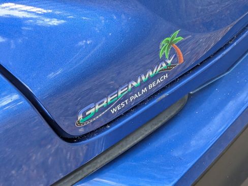 Used 2018 Toyota C-HR XLE image 23