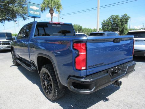Used 2025 Chevrolet Silverado 2500 LTZ w/ Trail Boss Package AWD/4WD image 7